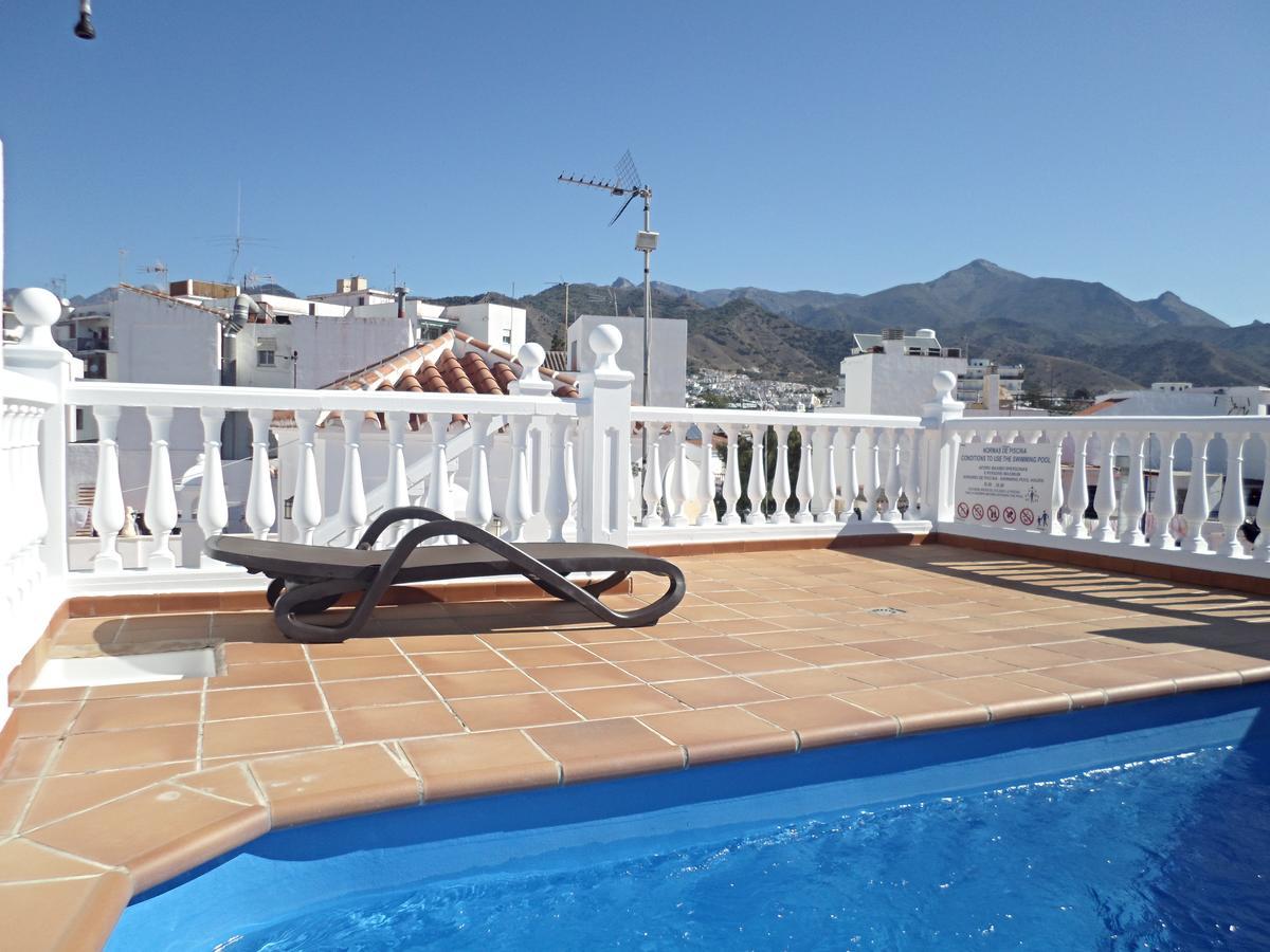 Pulguilla B Menyber Apartment Nerja Exterior foto